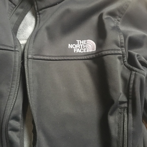 Men’s North Face Summit Series - Picture 2 of 6